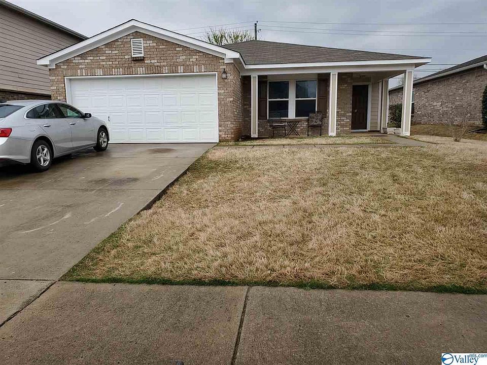 1st image of 145 Bellevue Dr