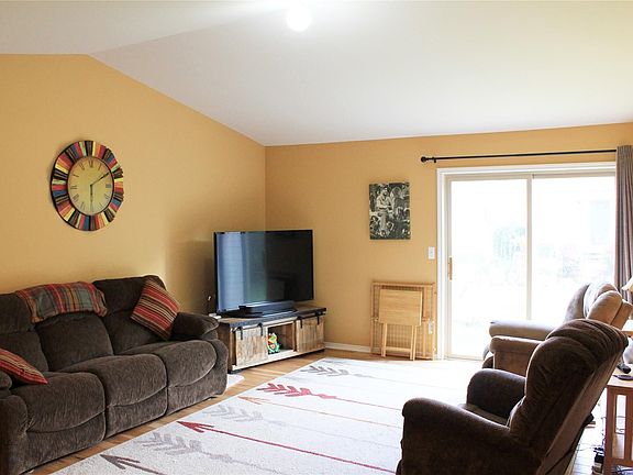 3rd image of 17413 N LUCILLE Circle