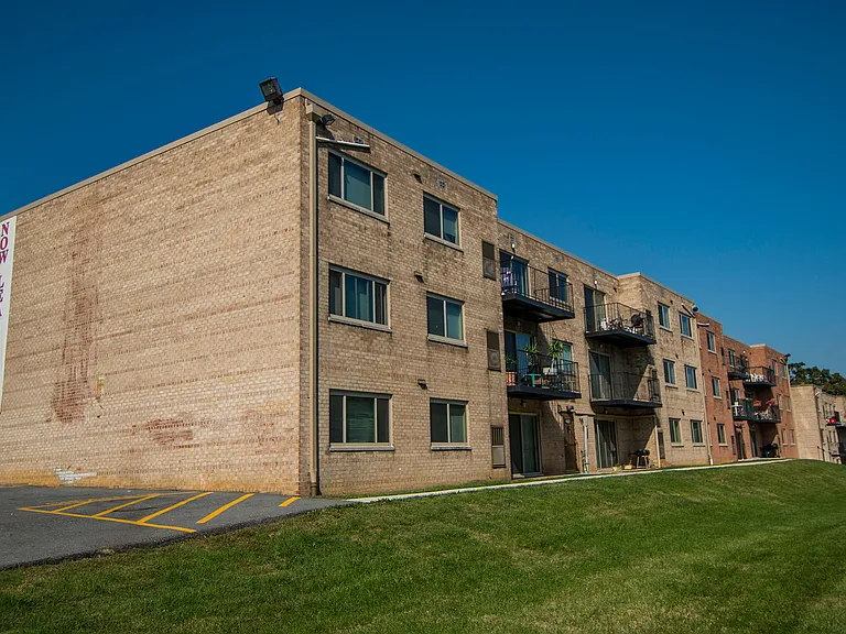 Clermont Apartments Building Exterior 33
