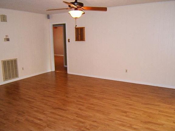 5th image of 1205 Deepwood Dr
