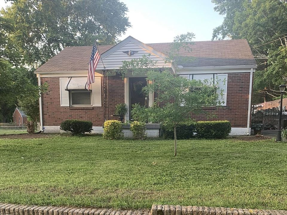 1st image of 407 Cottonwood Dr