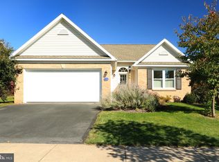 716 Tanager Dr, State College, PA 16803