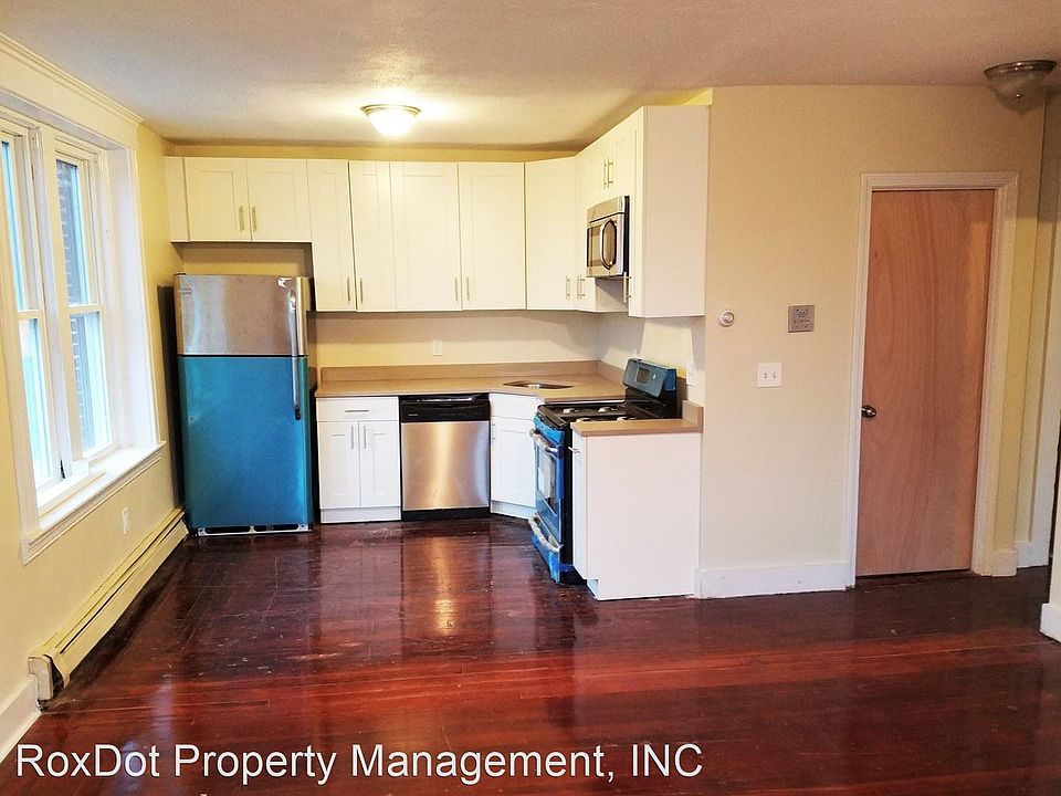 1st image of 376 Washington St APT 7