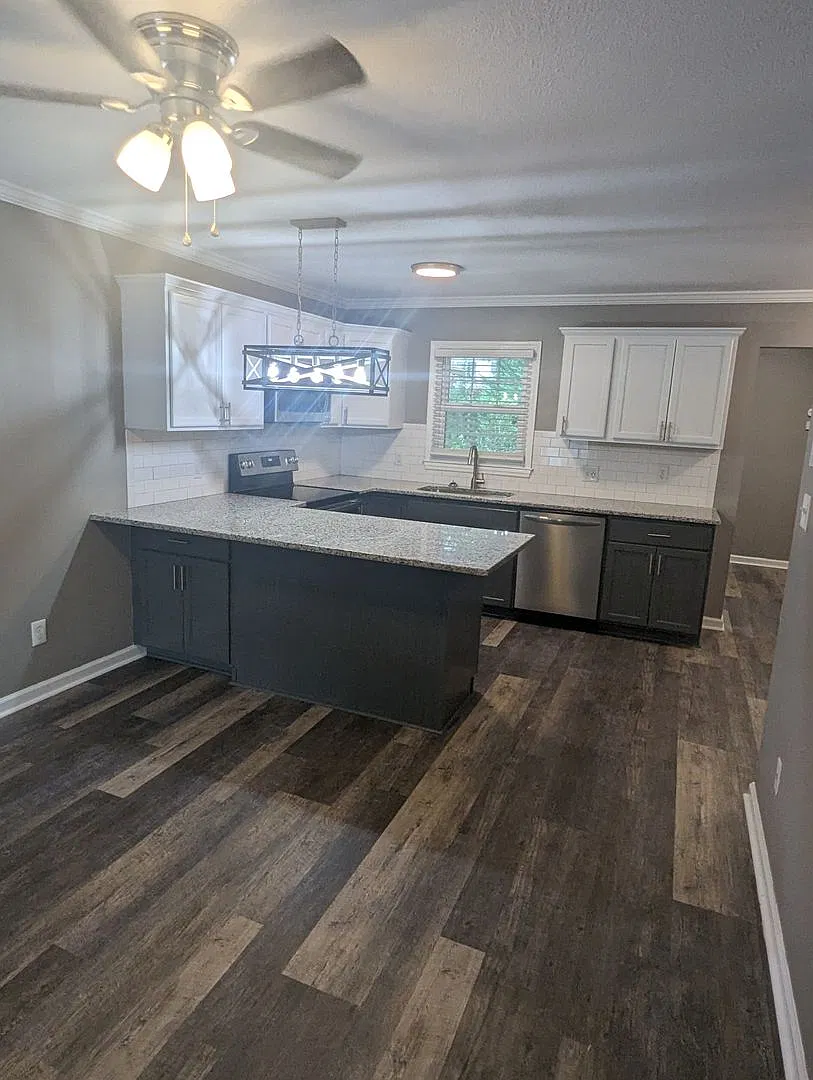 Frost Garden Apartments — Photo 1