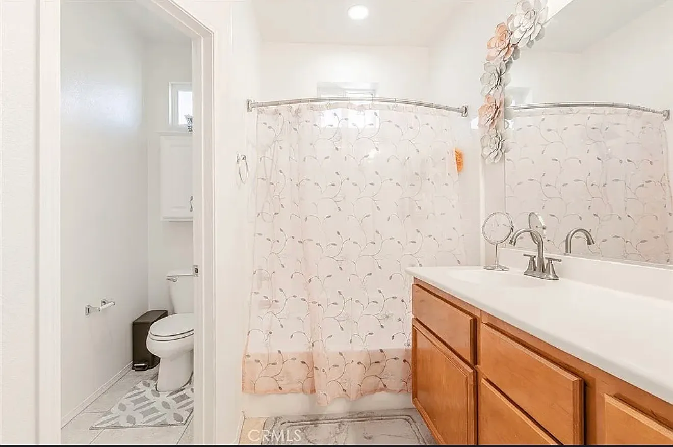 3 bed, $3,200 — Photo 3
