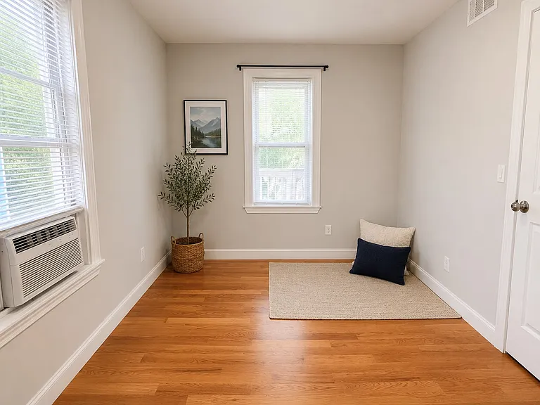 13 Hendry St #3 — Photo 7