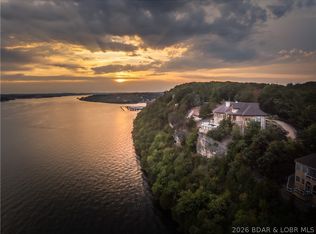 582 Cedar Crest Dr, Lake Ozark, MO 65049