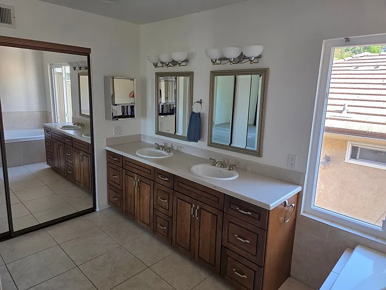 1445 Vaquero Gln — Photo 14