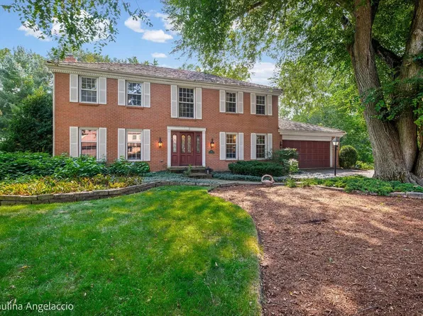 505 Old Mill Rd, Barrington, IL 60010