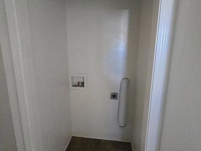 1715 Center Ave #1 — Photo 37