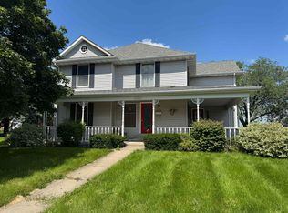 1401 Carrie Ave, Rochelle, IL 61068
