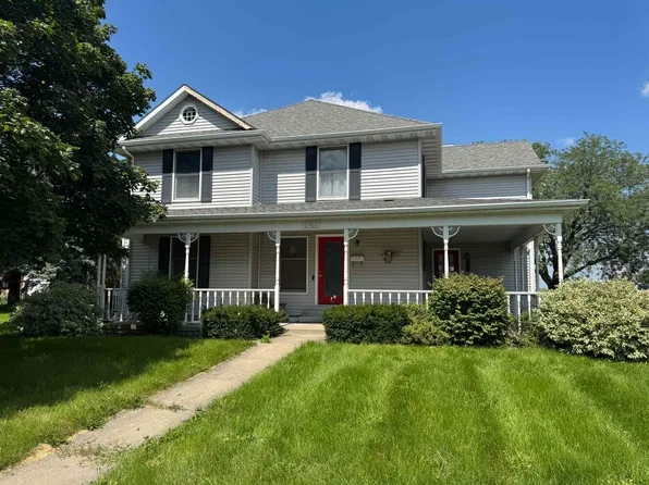 1401 Carrie Ave, Rochelle, IL 61068