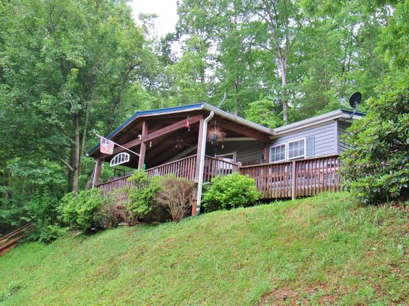 32 Nettie Hurst Rd, Franklin, NC 28734