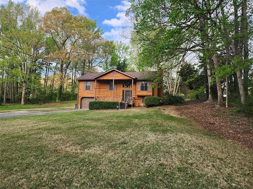 1st image of 3635 Glenbrook Dr