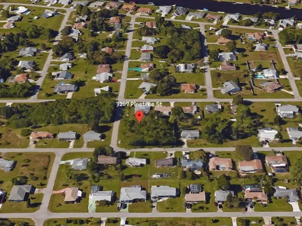 3207 PINETREE STREET LOT 10, PORT CHARLOTTE, FL 33952