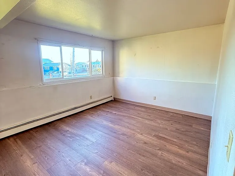 1220 Purtov St — Photo 6