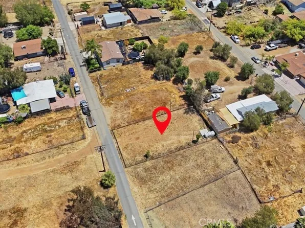 1 Lodge Dr Lot 28, Quail Valley, CA 92587