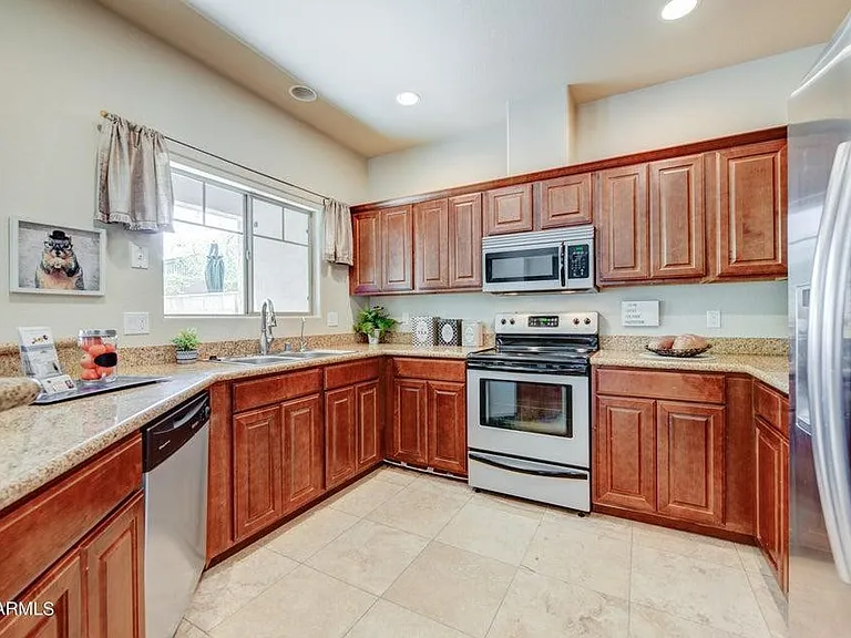 1120 S Ash Ave #1004 — Photo 5
