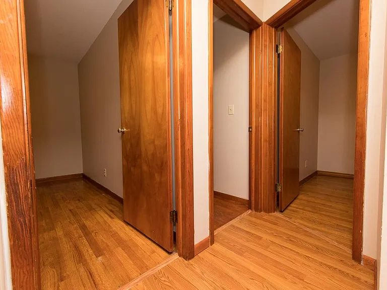 656 Russell Lake East Dr — Photo 8