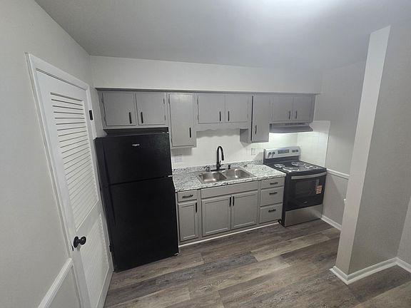 4th image of 2641 Westover Ave SW APT 12