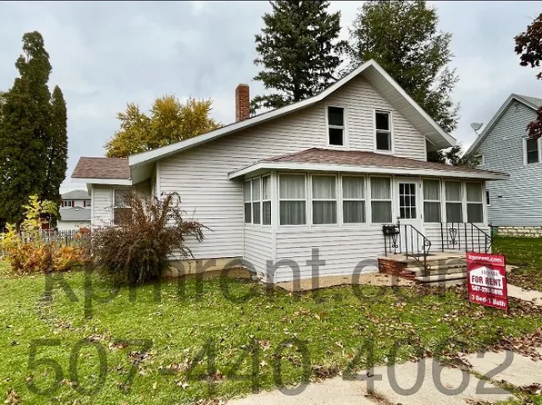 621 Oak St, Osage, IA 50461