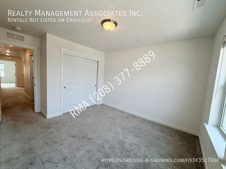 4719 W Santa Fe Ln — Photo 12