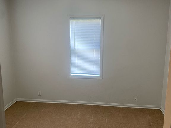 3rd image of 4918 Orion Ave #4918