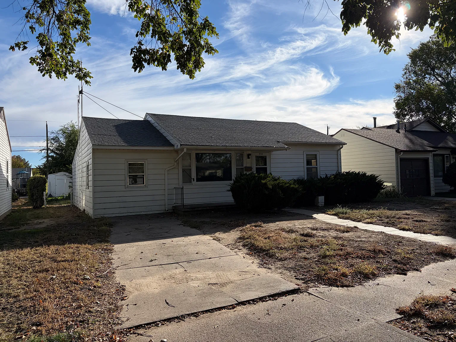 3 bed, 1075 sqft, $1,600 — Photo 1
