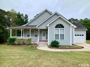 213 Sweetbriar Ct, Clayton, NC 27527