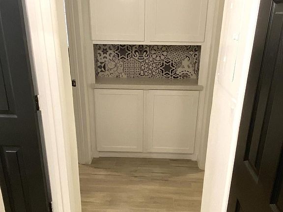 5th image of 4313 N 21st Dr