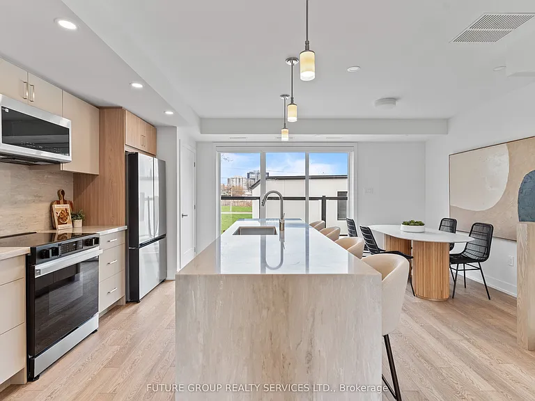 15 Acorn Ave #3 — Photo 3
