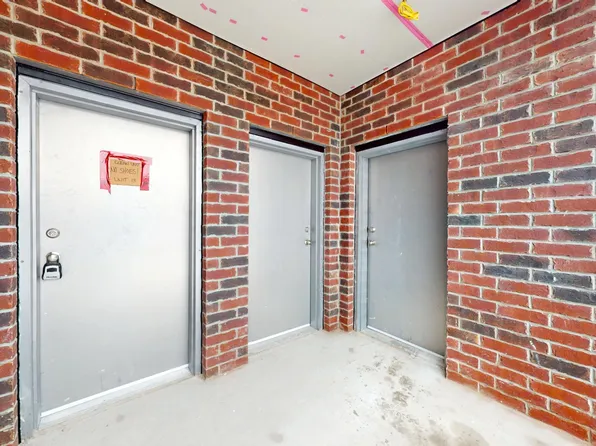 454 Pond Mills Rd #5, London, ON N5Z 4X2