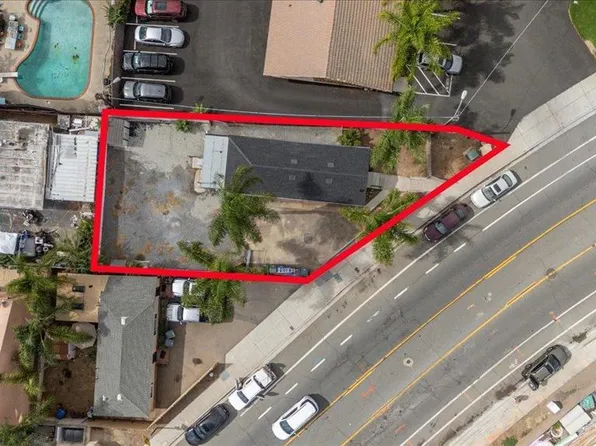 9742 Los Coches Rd, Lakeside, CA 92040