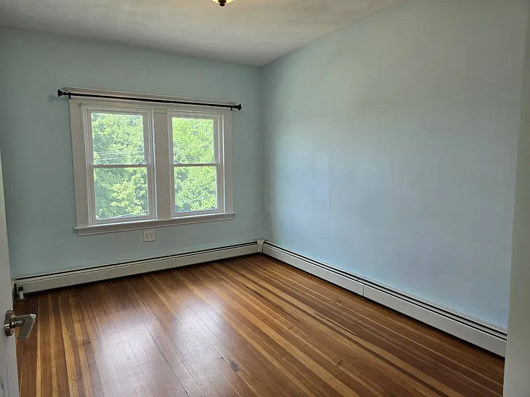 235 Washington Ave #5 — Photo 11
