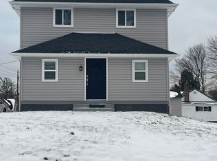 100 Ellington Dr, Butler, PA