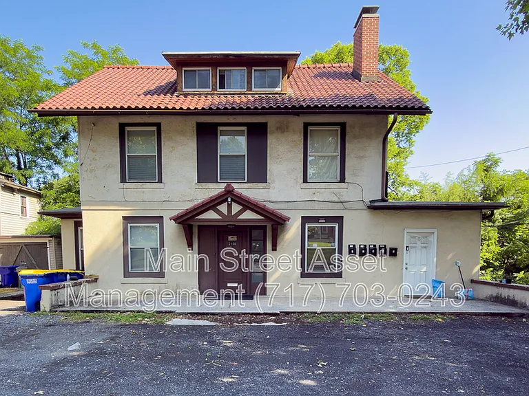 2108 Walnut St #1 — Photo 1