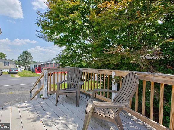 5th image of 121 Pheasant Ridge Cir