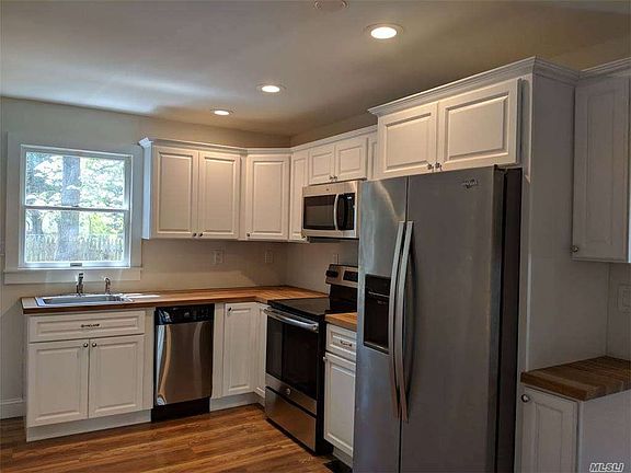 4th image of 94 Magnolia Dr