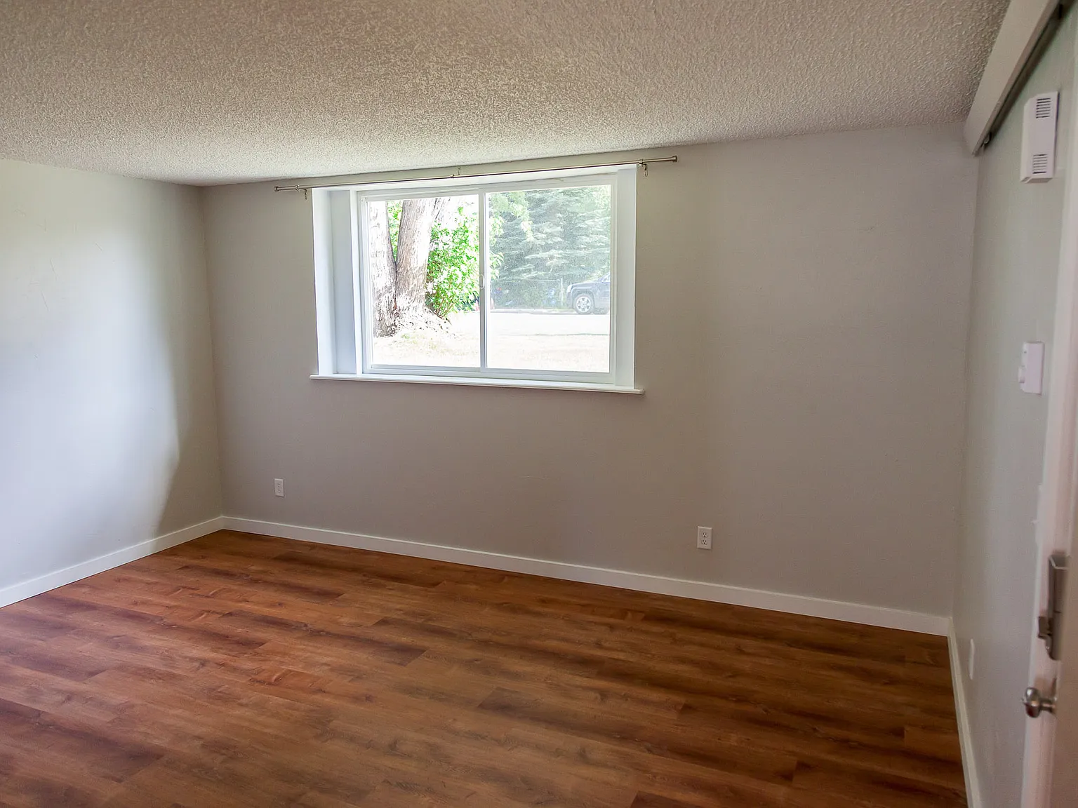 Western Quadplex — Photo 3