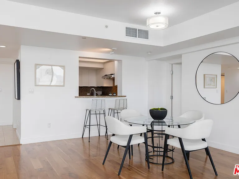 13600 Marina Pointe Dr #1507 — Photo 11