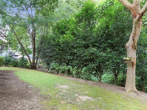 4th image of 1147 Drewsbury Ct SE