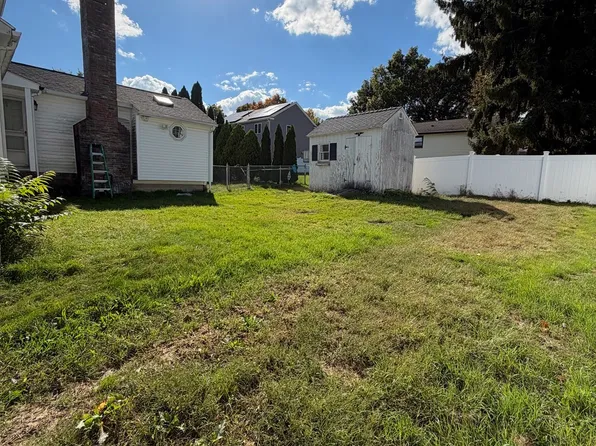 39 Bullard Ave #Basement, Worcester, MA 01605