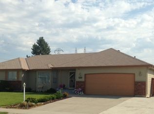 10722 N Iroquois Dr, Spokane, WA 99208