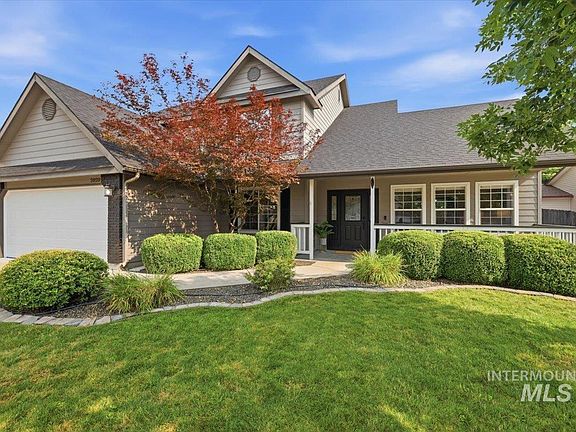 3rd image of 2020 E Summerridge Dr
