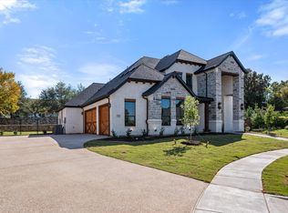 7400 Winding Way Dr, Arlington, TX 76001