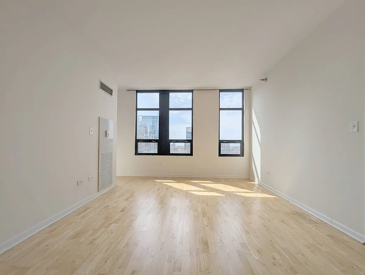 Building Photo - 1255 S State St #1818
