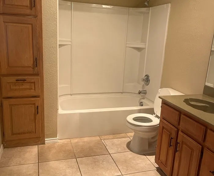 1403 Palmnold Cir E — Photo 14
