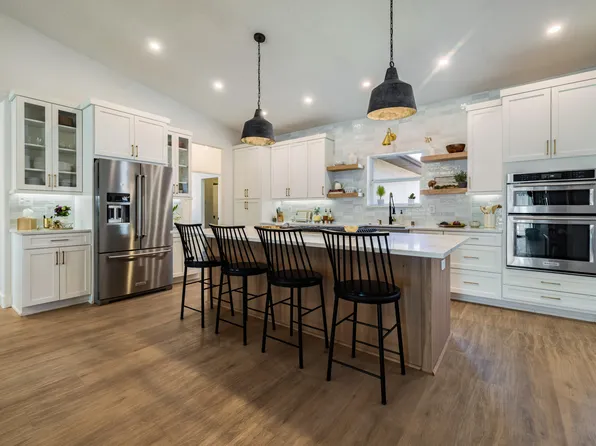 8600 New Hampton Rd NE, Albuquerque, NM 87111