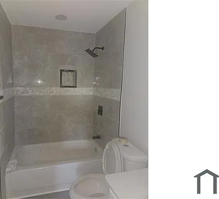 2467 Mallory Ln — Photo 12