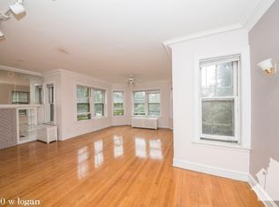 2740 W Logan Blvd #421, Chicago, IL 60647